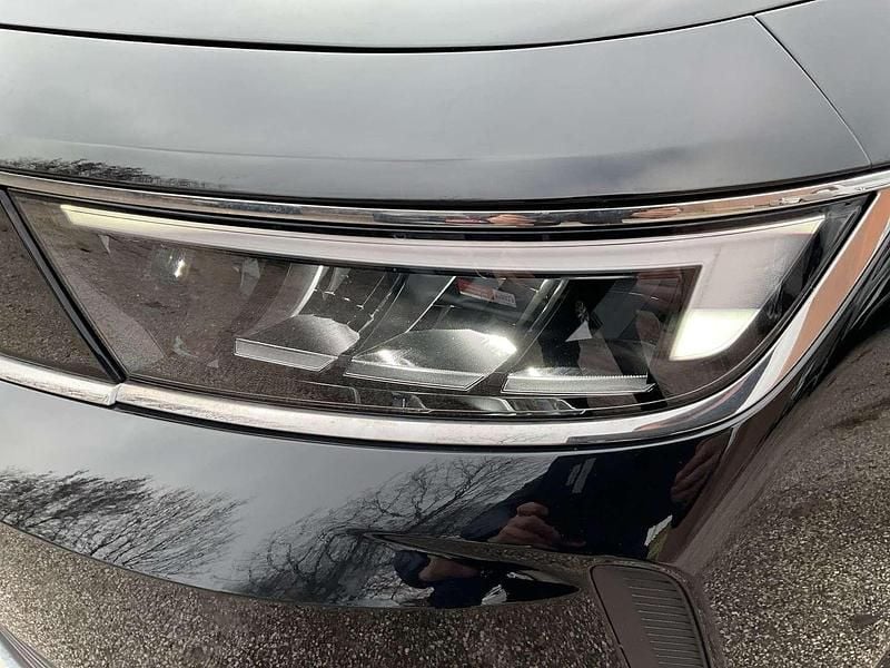 Gebraucht Opel Astra Business 110 PS (80 kW) 2023 Schwarz Limousine