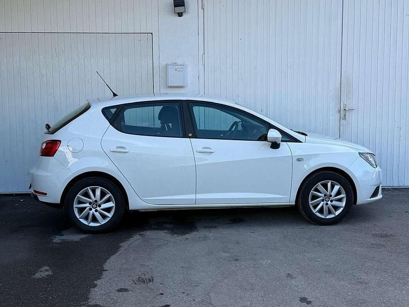 Gebraucht Seat Ibiza Stylance 105 PS (77 kW) 2015 Weiß Kleinwagen