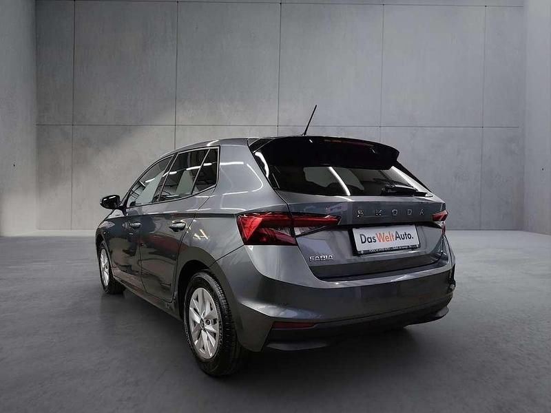 Gebraucht Skoda Fabia Selection 95 PS (69 kW) 2025 Mittelgrau  metallic Limousine