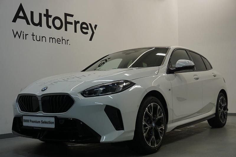 Gebraucht BMW 118 Shadowline 150 PS (110 kW) 2024 Alpinweiß Kleinwagen