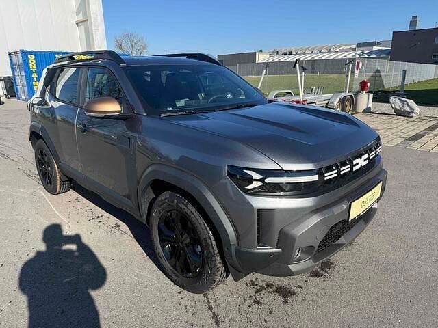 Neu Dacia Duster 155 PS (114 kW) 2026 Grau sonderlackierung SUV