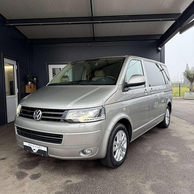 Silber Gebraucht 2012 VW Multivan Highline Van | € 22.990 (Superpreis) - Bild 1/4