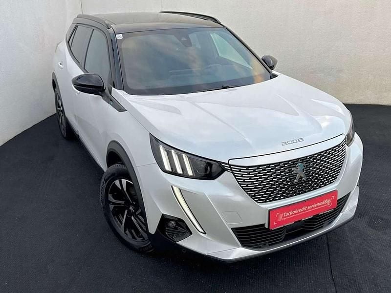 Gebraucht Peugeot e-2008 GT-line 100 kW (136 PS) 2021 Weiß SUV