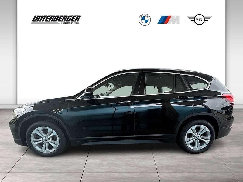Gebraucht BMW X1 Advantage 124 PS (91 kW) 2020 Schwarz SUV