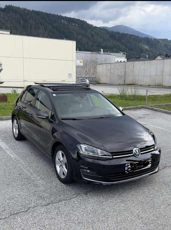 Gebraucht VW Golf VII Highline 105 PS (77 kW) 2014 Limousine