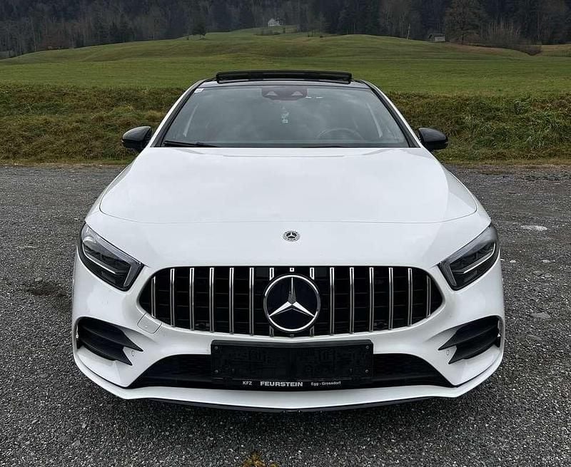 Gebraucht Mercedes A250 224 PS (164 kW) 2021 Weiß Limousine