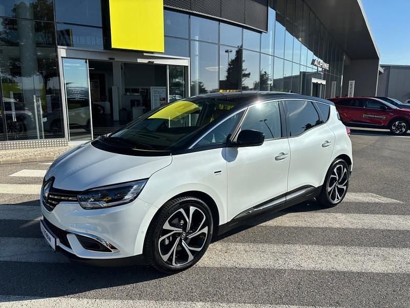 Gebraucht Renault Scénic IV 140 PS (102 kW) 2022 Weiß Van / Kleinbus