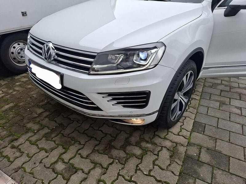 Gebraucht VW Touareg 204 PS (150 kW) 2015 SUV