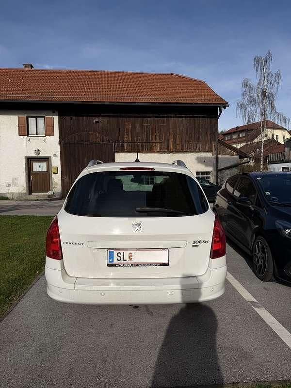 Gebraucht Peugeot 308 SW Active 111 PS (81 kW) 2012 Kombi