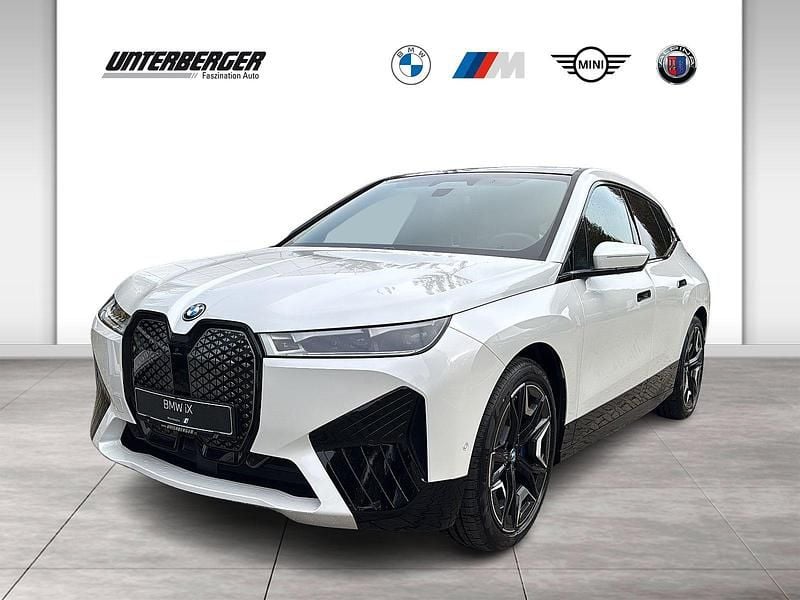 Gebraucht BMW iX Executive 384 kW (523 PS) 2024 Weiß SUV