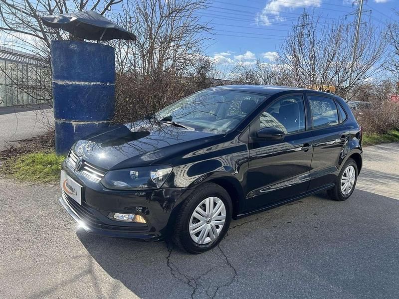 Gebraucht VW Polo Trendline 60 PS (44 kW) 2015 Schwarz Limousine