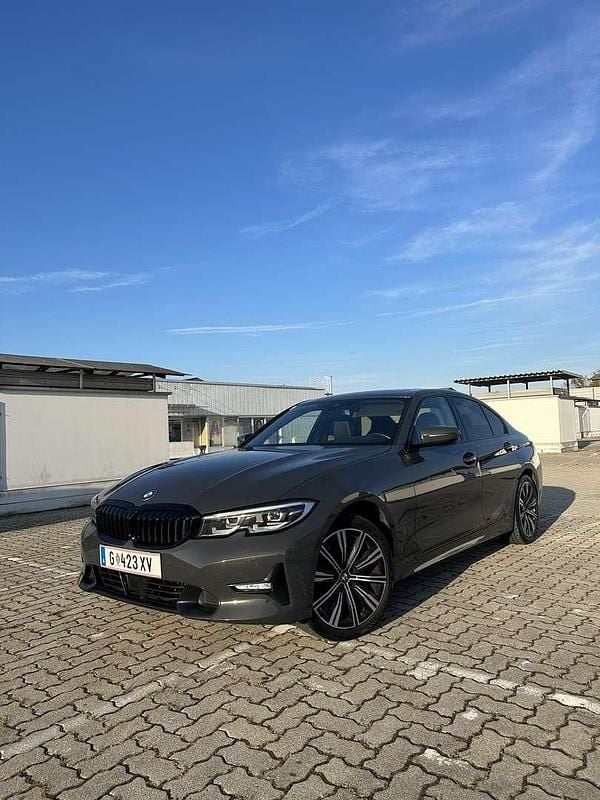 Gebraucht BMW 320 Sport Line 190 PS (139 kW) 2019 Limousine