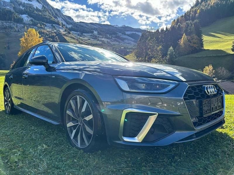 Gebraucht Audi A4 S-Line 163 PS (119 kW) 2021 Grau Kombi