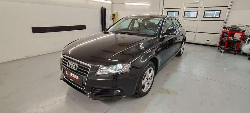 Schwarz Gebraucht 2008 Audi A4 Attraction Limousine | € 10.490 (Teuer) - Bild 1/4