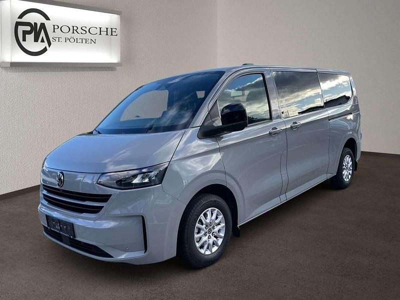 Gebraucht VW T7 Life 150 PS (110 kW) 2025 Grau Van