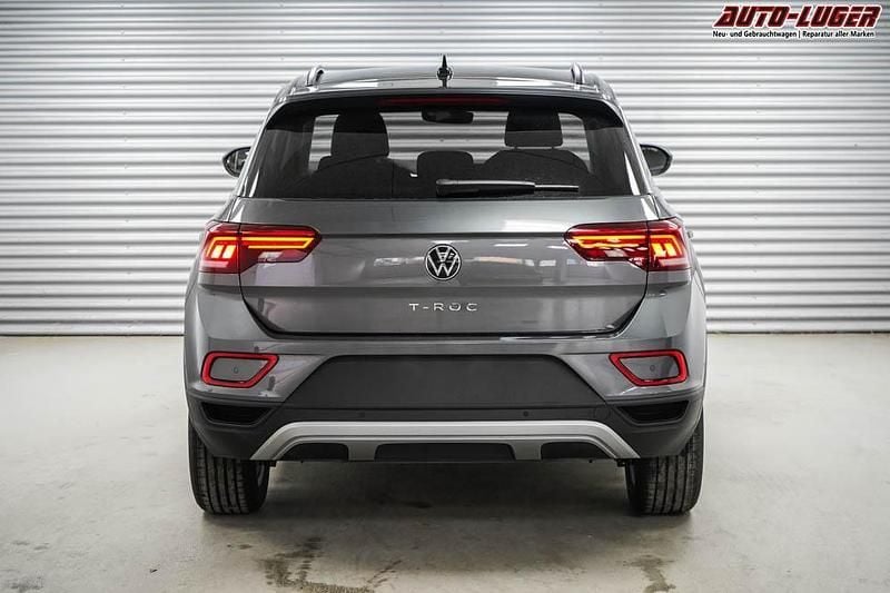 Neu VW T-Roc Life 2025 Indiumgrau metallic (x3) SUV