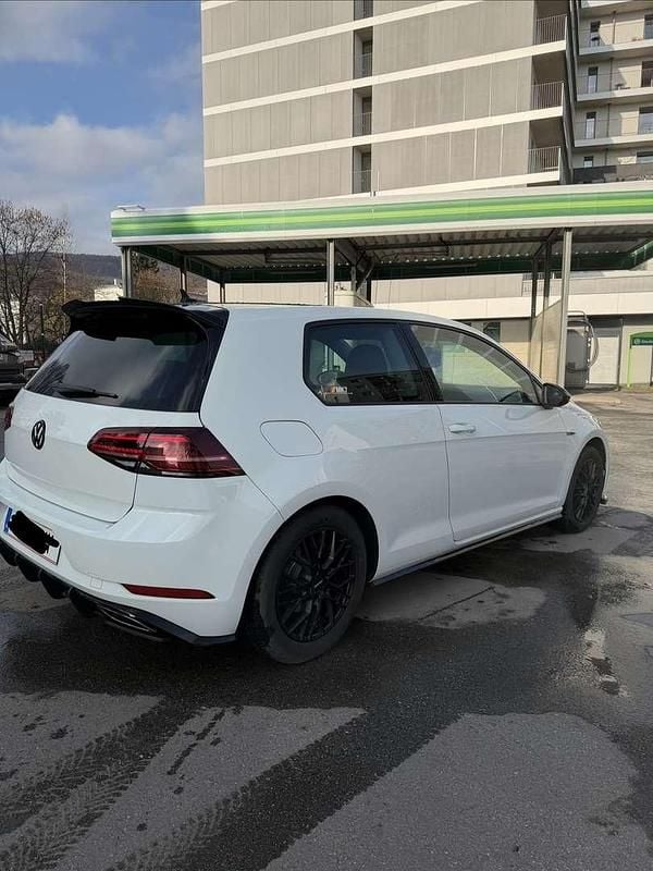 Gebraucht VW Golf VII R-line 86 PS (63 kW) 2017 Limousine