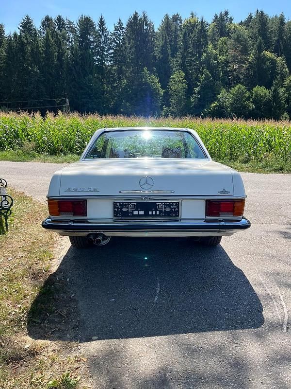Gebraucht Mercedes /8 185 PS (136 kW) 1975 Weiß Coupé