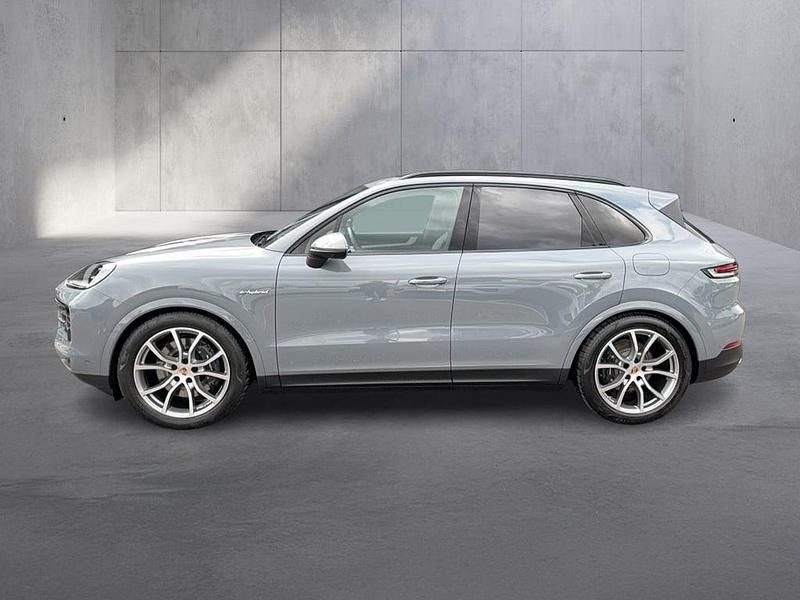 Gebraucht Porsche Cayenne 470 PS (345 kW) 2025 Grau SUV