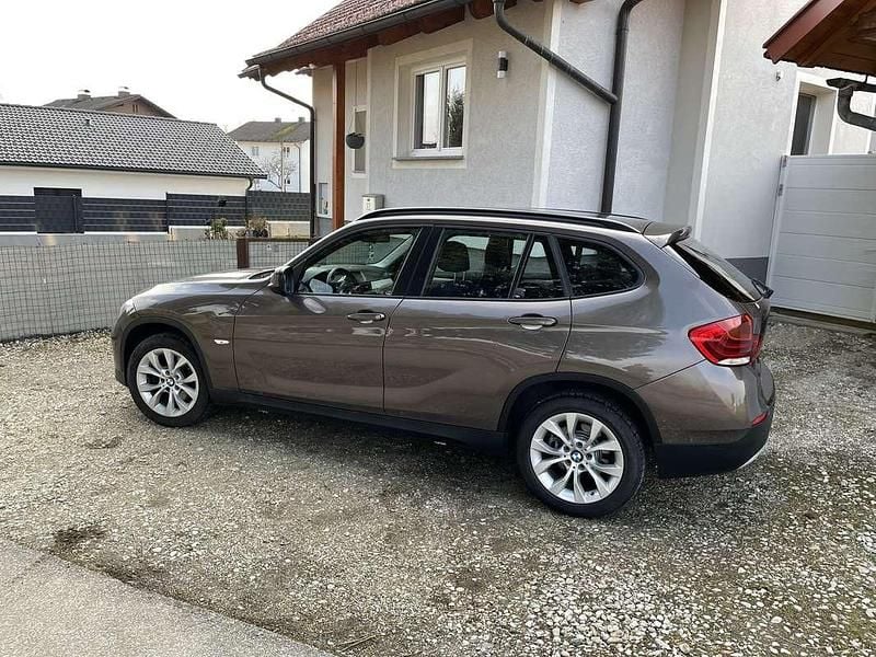 Gebraucht BMW X1 143 PS (105 kW) 2010 Braun SUV