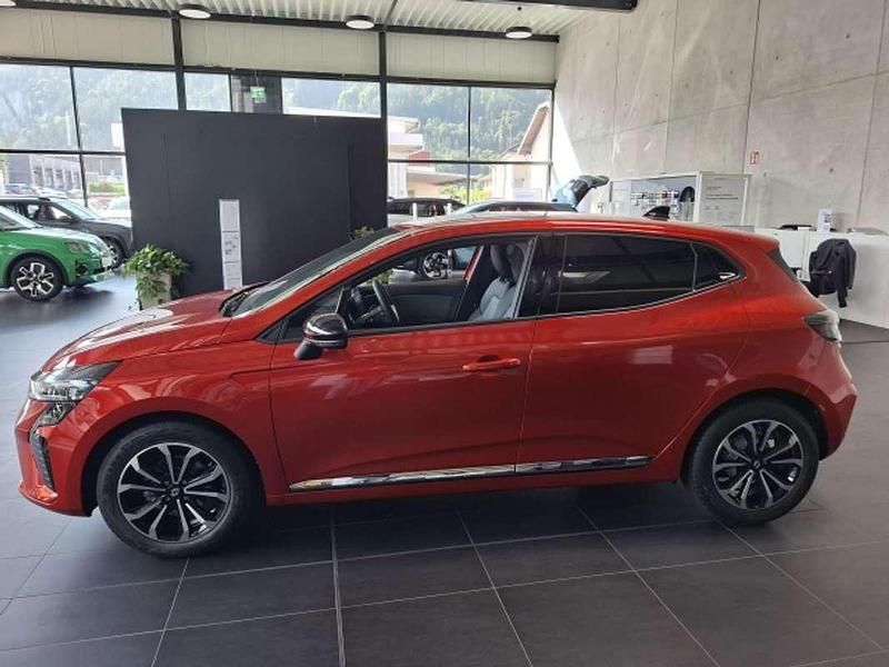 Neu Renault Clio V Techno 91 PS (66 kW) 2025 Rot Kleinwagen