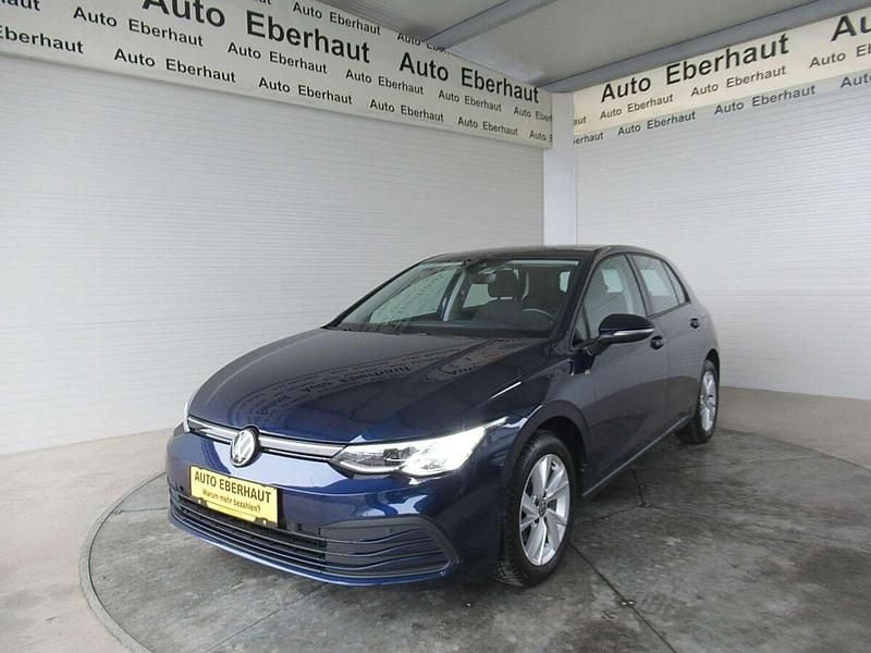 Gebraucht VW Golf VIII Life 116 PS (85 kW) 2022 Blau Limousine