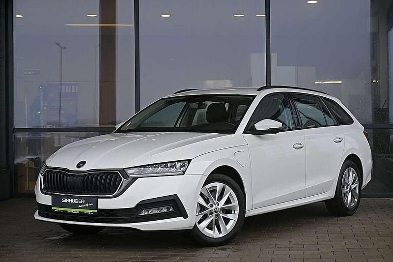 Gebraucht Skoda Octavia Style 150 PS (110 kW) 2022 Weiß Kombi