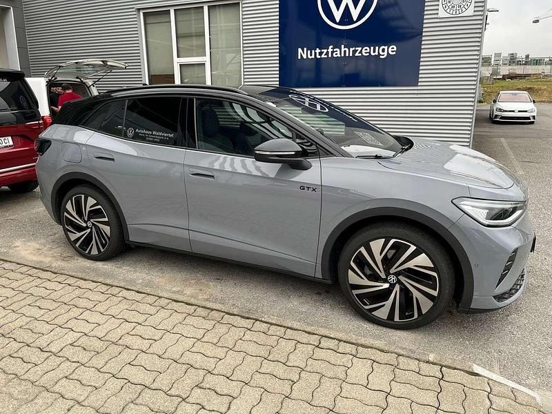 Grau Gebraucht 2022 VW ID.4 GTX SUV | € 34.000 (Fairer Preis) - Bild 1/4