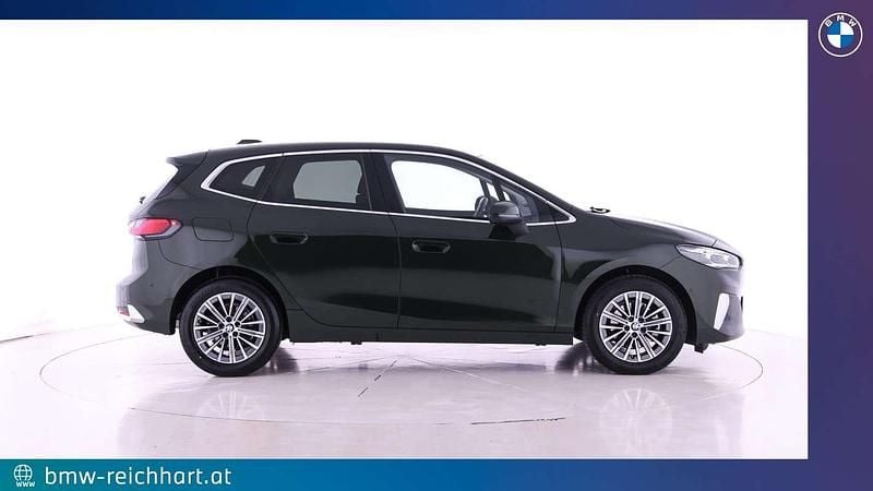 Gebraucht BMW 218 Efficient Dynamics 136 PS (100 kW) 2024 Grün Kombi