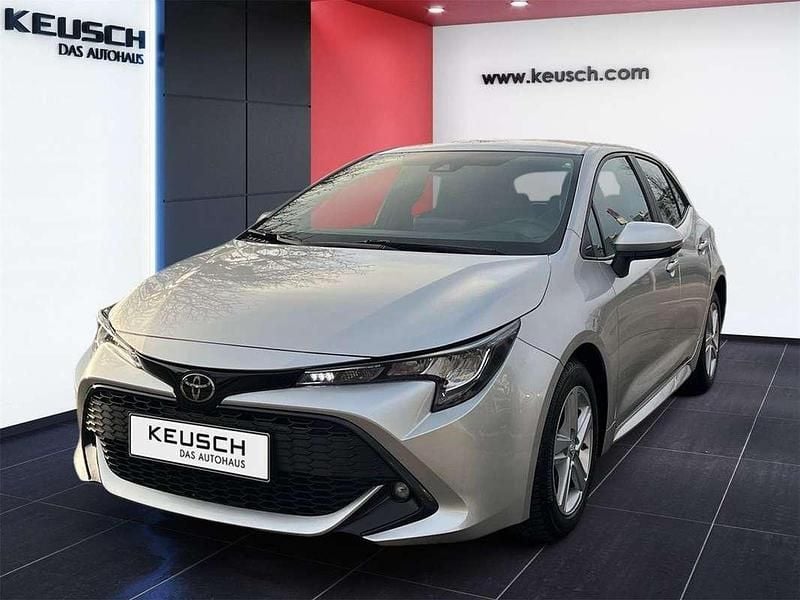 Gebraucht Toyota Corolla Active 116 PS (85 kW) 2020 Silber Limousine