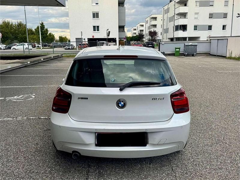 Gebraucht BMW 118 143 PS (105 kW) 2015 Weiß Kleinwagen