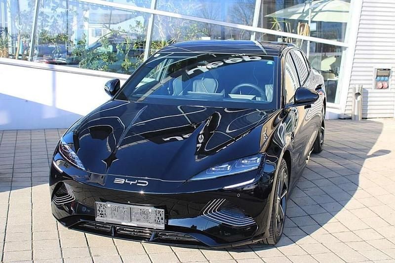 Gebraucht BYD Seal Design 230 kW (313 PS) 2025 Schwarz Limousine