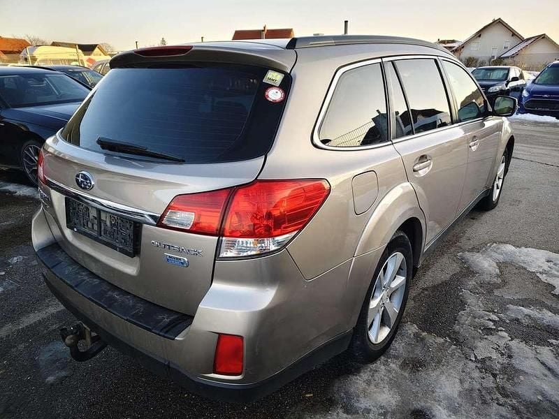 Gebraucht Subaru Outback Comfort 150 PS (110 kW) 2014 Gold Kombi