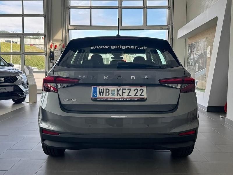 Gebraucht Skoda Fabia Selection 95 PS (69 kW) 2025 Mittelgrau  metallic Kleinwagen