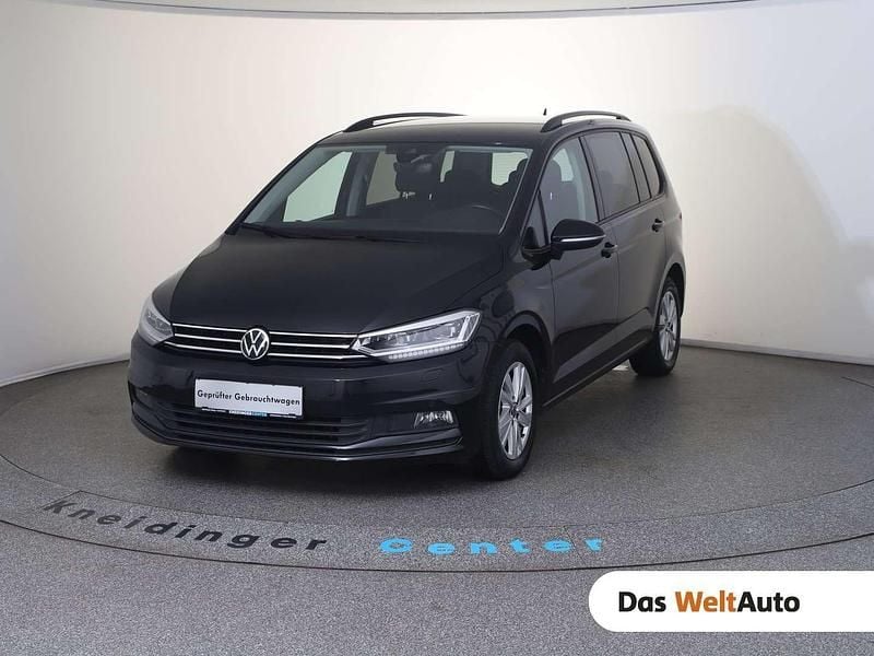 Schwarz Gebraucht 2022 VW Touran Comfortline Van / Kleinbus | € 21.490 (Fairer Preis) - Bild 1/4