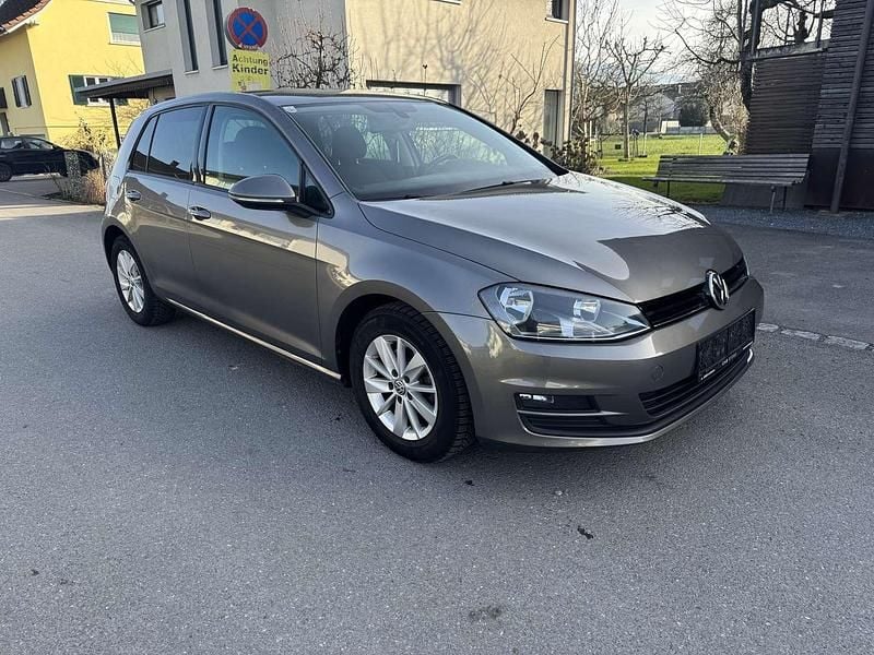 Gebraucht VW Golf VII 90 PS (66 kW) 2013 Grau Limousine