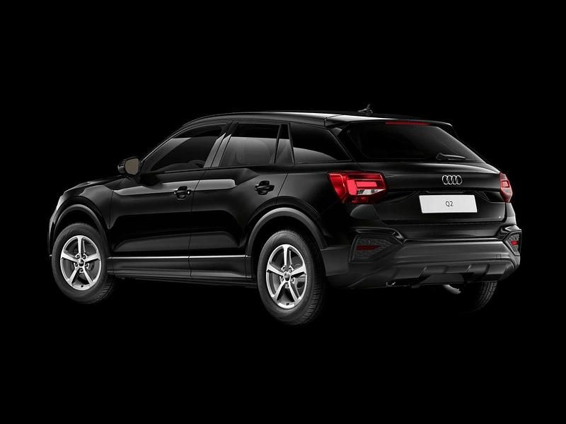 Neu Audi Q2 Basis 116 PS (85 kW) 2025 Schwarz  normal SUV