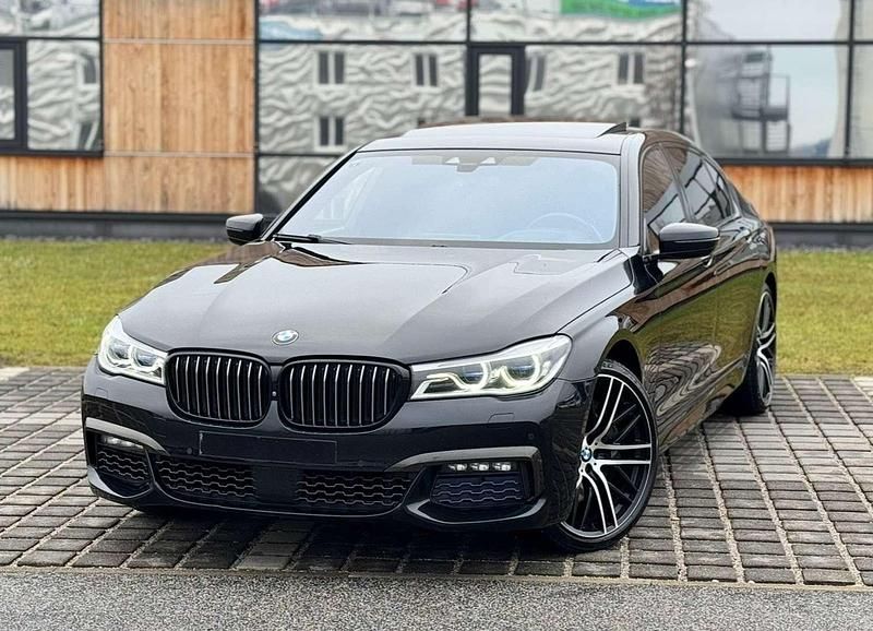 Gebraucht BMW 750L M Sport 449 PS (330 kW) 2016 Schwarz Limousine