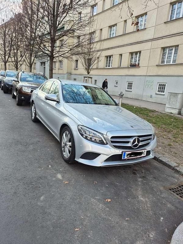 Gebraucht Mercedes C220 194 PS (142 kW) 2018 Limousine