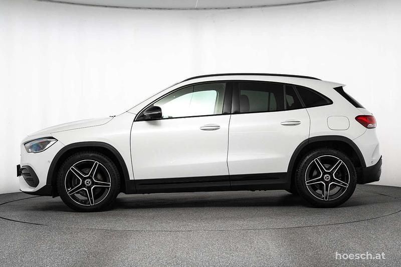 Gebraucht Mercedes GLA220 AMG 190 PS (139 kW) 2022 Weiss SUV