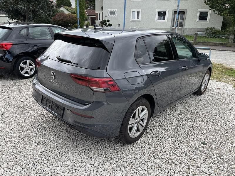 Gebraucht VW Golf VIII 90 PS (66 kW) 2022 Limousine