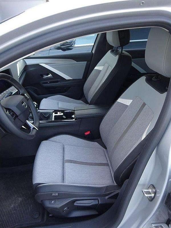 Gebraucht Opel Astra Elegance 131 PS (96 kW) 2023 Silber Kombi