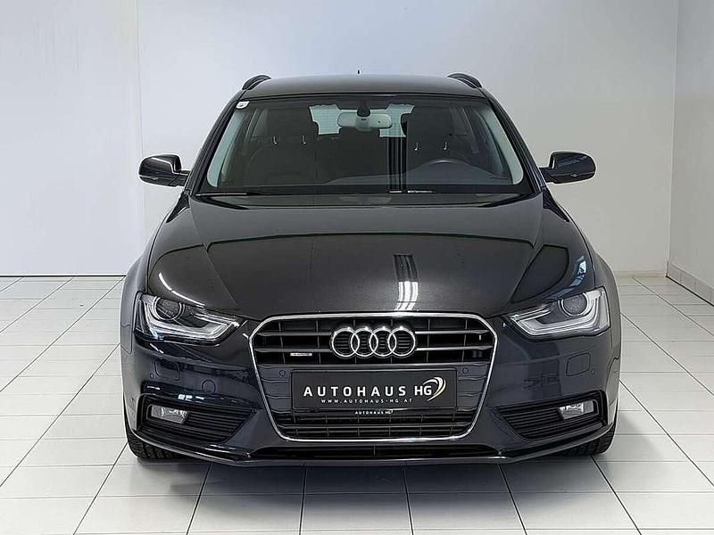Gebraucht Audi A4 177 PS (130 kW) 2012 Grau Kombi