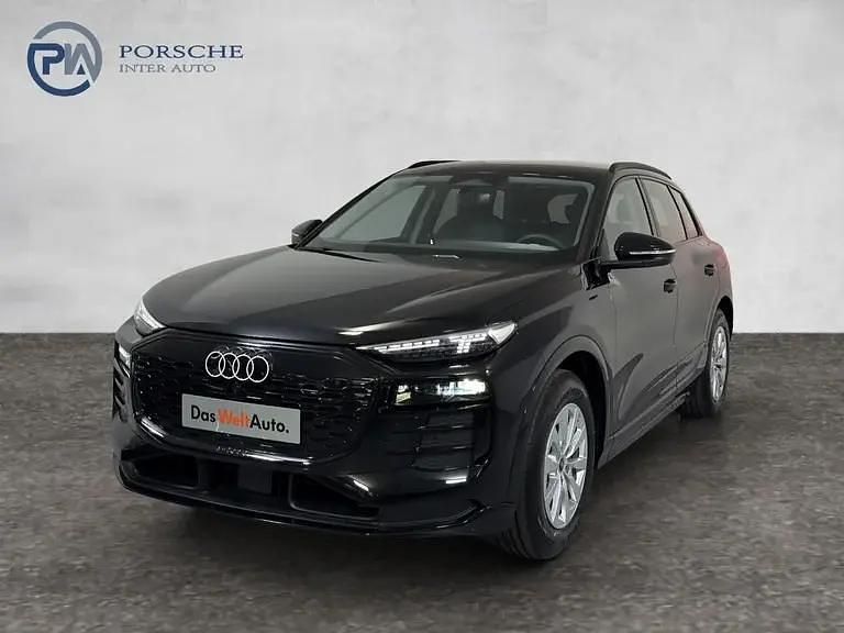 Gebraucht Audi Q6 e-tron Ambiente 185 kW (252 PS) 2025 Schwarz  metallicperleffektno SUV