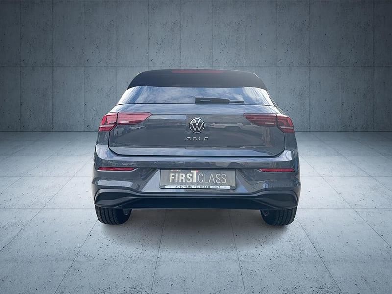 Neu VW Golf VIII 115 PS (84 kW) 2026 Mittelgrau  normal Limousine
