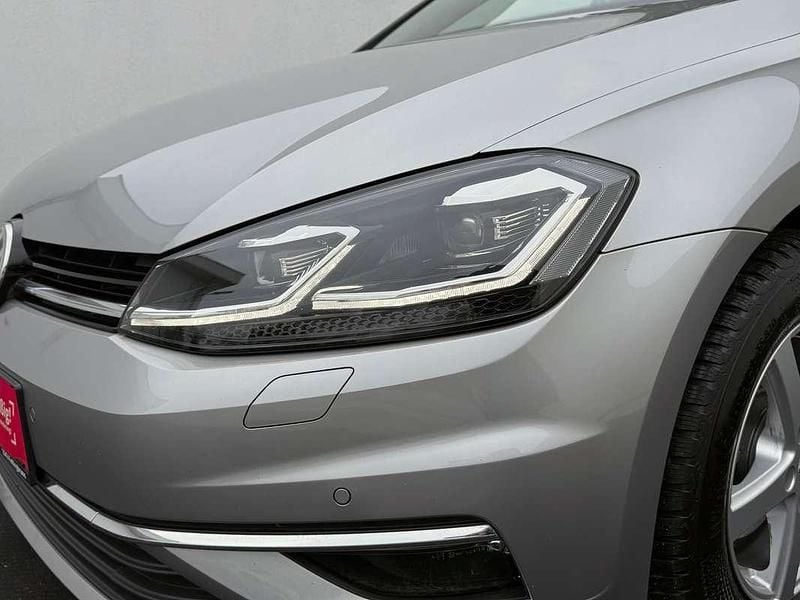 Gebraucht VW Golf VII 90 PS (66 kW) 2017 Silber Limousine
