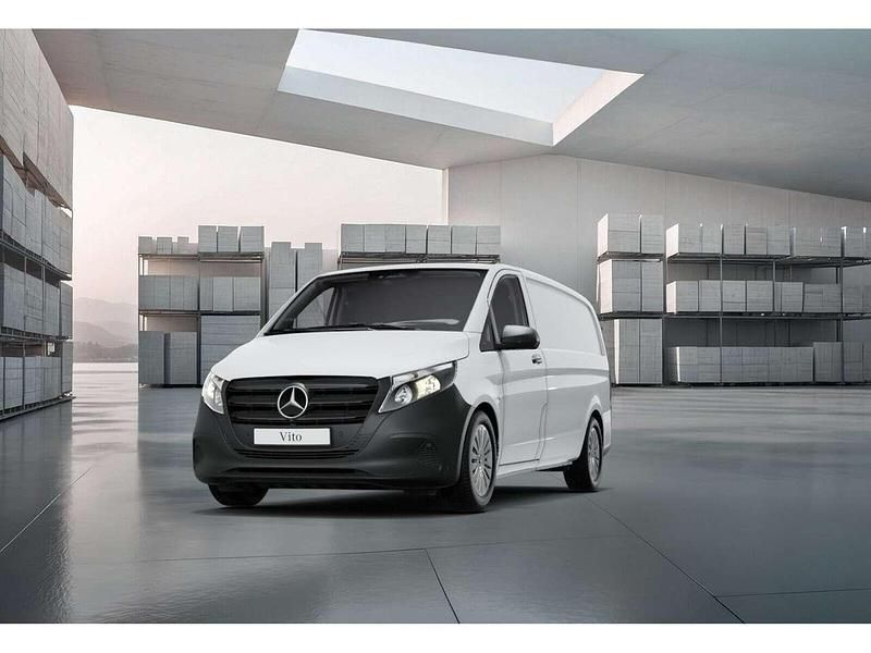 Weiß Gebraucht 2024 Mercedes Vito Van | € 39.588 (Fairer Preis) - Bild 1/3