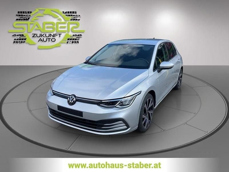 Silber metallic Gebraucht 2024 VW Golf VIII Life Limousine | € 23.500 (Fairer Preis) - Bild 1/4