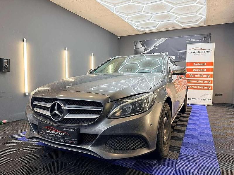 Grau Gebraucht 2016 Mercedes C220 Kombi | € 17.990 (Fairer Preis) - Bild 1/4