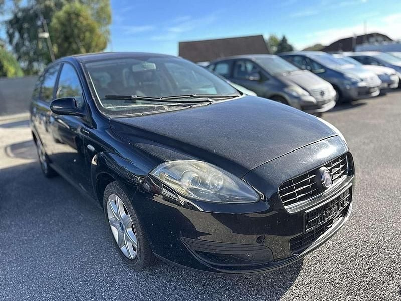 Gebraucht Fiat Croma 140 PS (102 kW) 2009 Schwarz Kombi